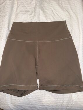 Lululemon High-Rise 6in Wunder Train Bike Shorts